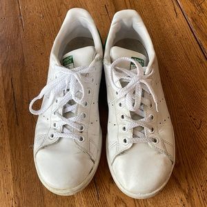 Adidas Stan Smith white tennis 🎾 shoe for ladies